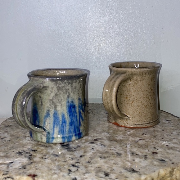 New Harmony Vintage Glazed Stoneware Mugs-Set of 2 - Picture 7 of 15